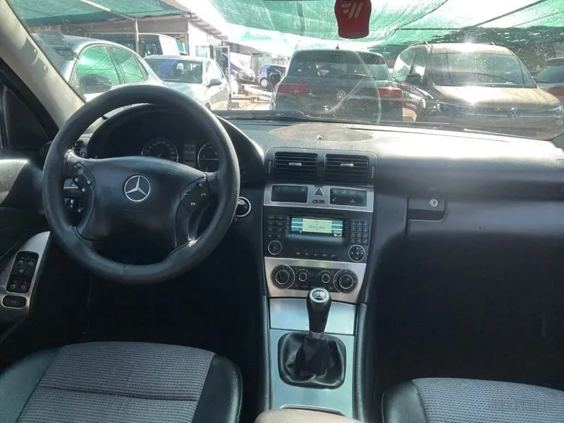 Mercedes-Benz C-Class 5