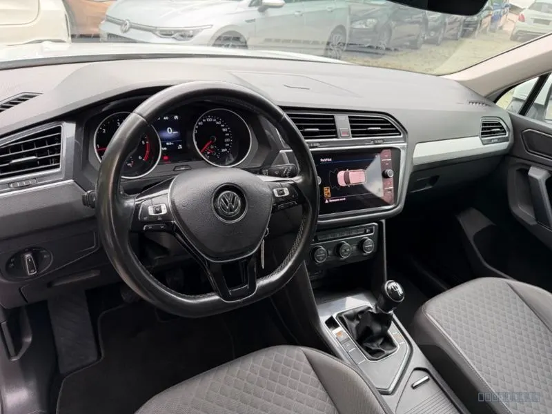 Volkswagen Tiguan 5