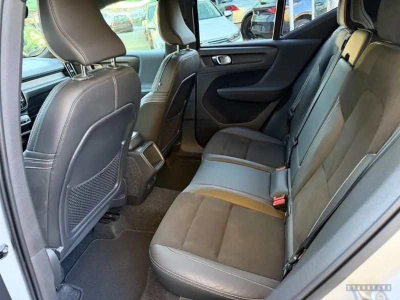 Volvo XC40 7