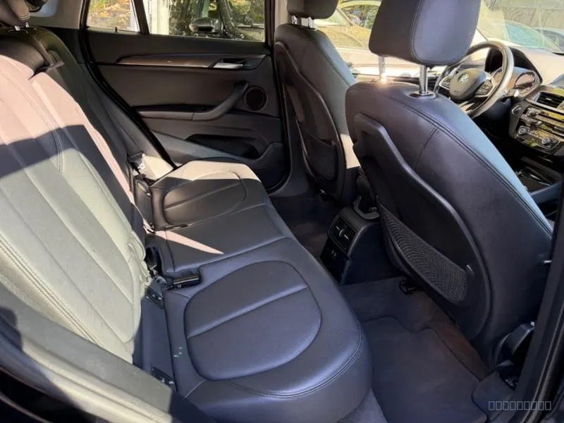 BMW X1 7