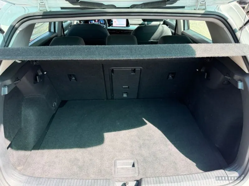 Volkswagen Golf 8